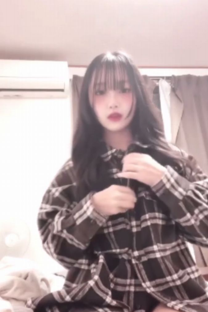 ノンノ雑誌系の美人オナニー