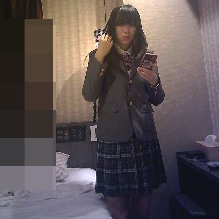 個人撮影　無修正　卒業したばかり　巨乳でスタイル良い18歳女子とパパ活