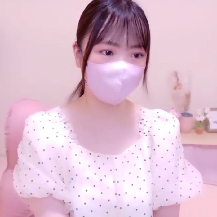 〈短期〉めっちゃ清楚なのに潮吹いちゃう子（カメラ水没！！）※無