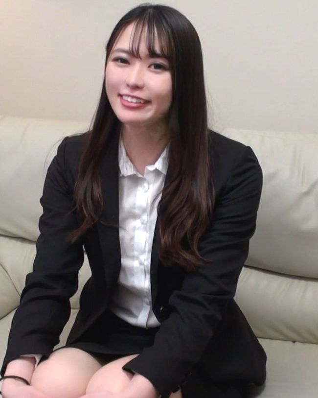 【本物素人】埼玉県私立 新卒美人教員のプライベート性行為撮影。何度も絶頂を繰り返す体に生中出し＆口内射精。-完全オリジナル