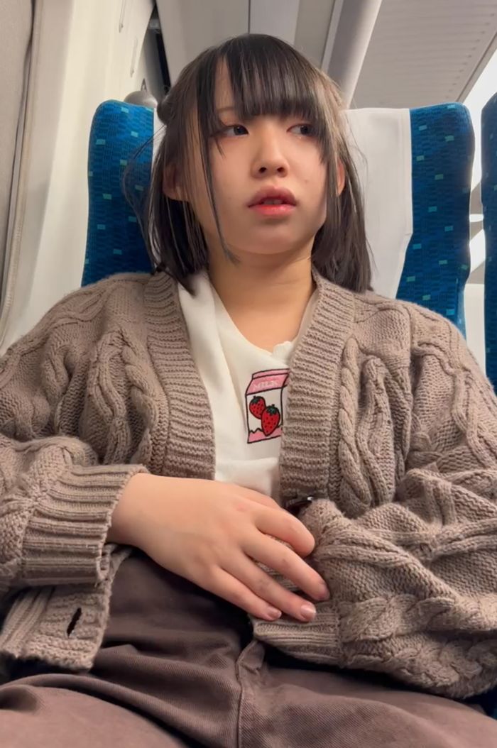 ※超短期　どこでも露出しちゃうコンカフェ嬢〇みちゃん　コンプリート
