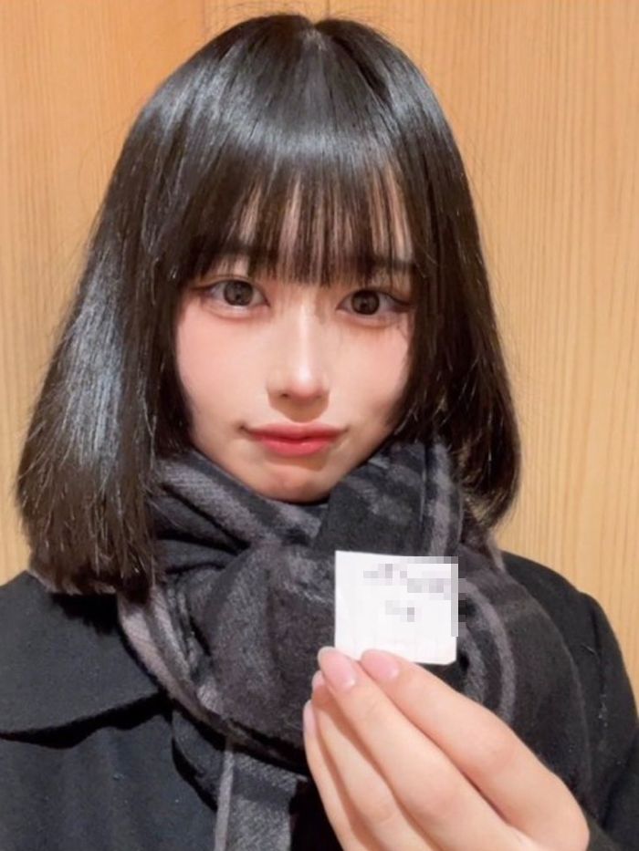【数時間限定】奇跡の美少女・秘蔵プライベート自撮り動画12本