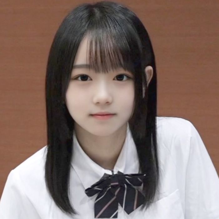 寝るのが大好きな18歳のスリムCカップ美女、あのんちゃん。心癒される至福の瞬間　4K/30p/8bit/20Mbps