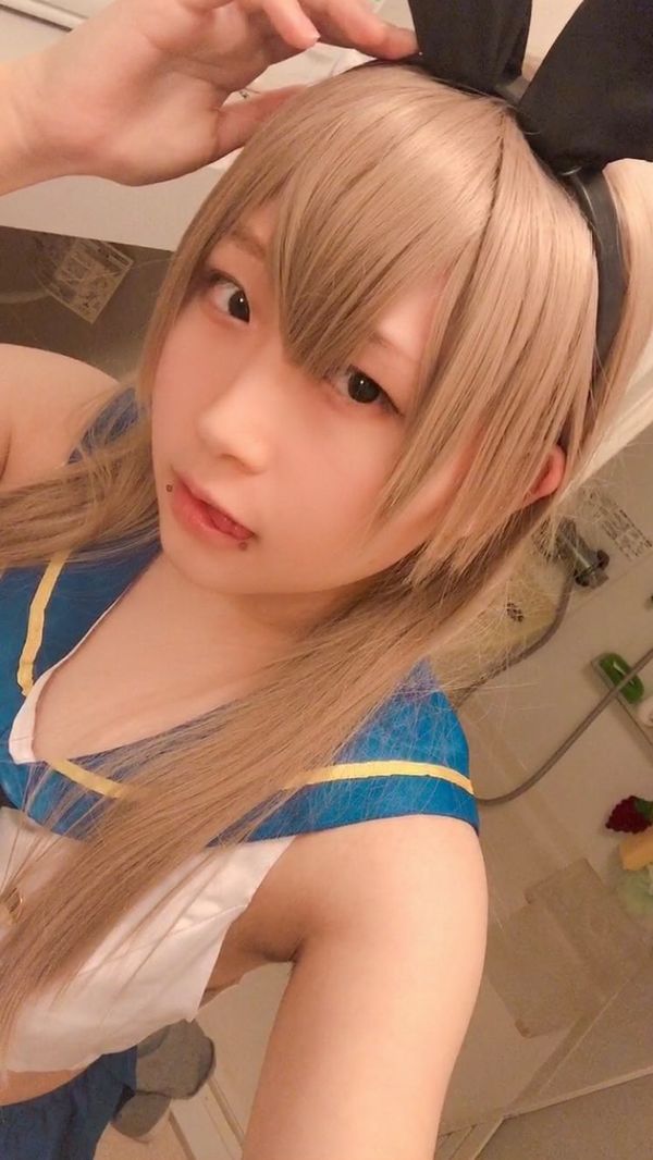 超人気　変態コスプレイヤーの自撮りオナニーりゅーしゅつ　無修正